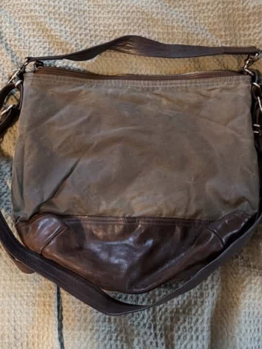 Rough & Tumble Hobo Open Pocket olive waxed canvas Bag - 3 way carry